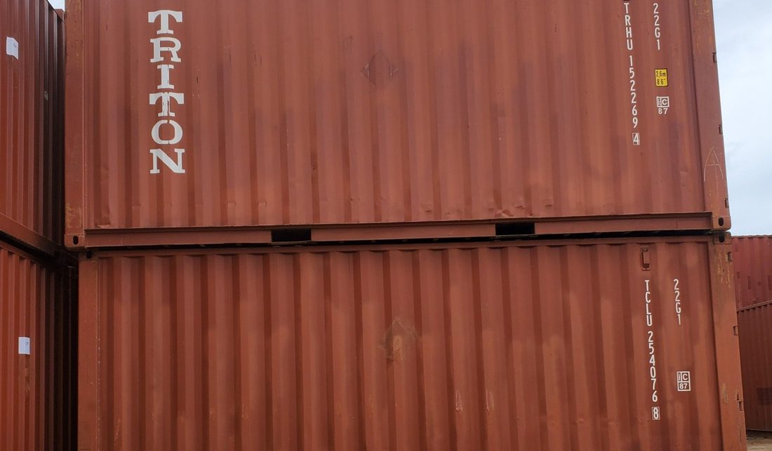 20ft shipping container in a yard